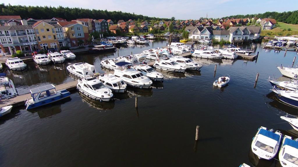 Precise Resort Marina Wolfsbruch Rheinsberg Bagian luar foto